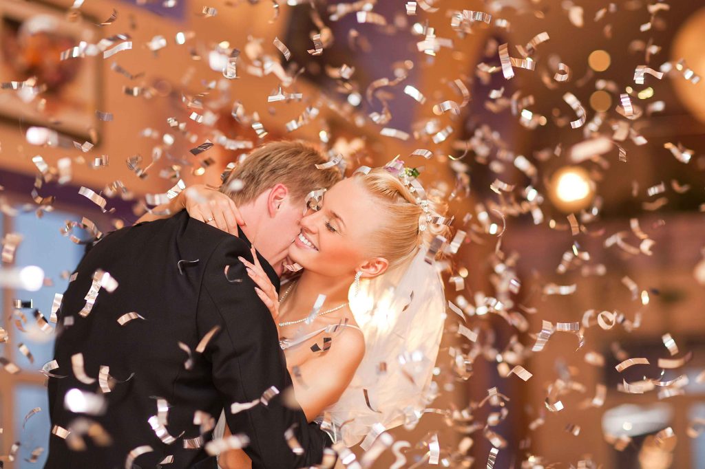 Brudevals og konfetti til bryllup i København